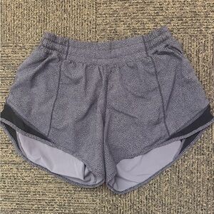 Lululemon shorts size 4